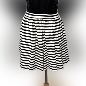Kate Spade Girls Mini Skirt size 10